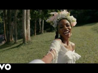 Vinka – Love Panic (Audio + Video)