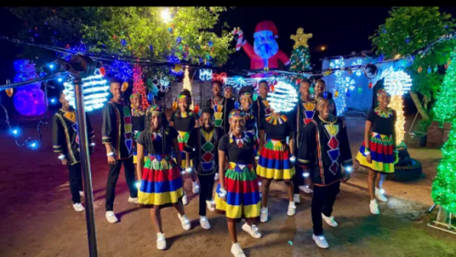 Ndlovu Youth Choir – All I Want For Christmas Is You mp3 download