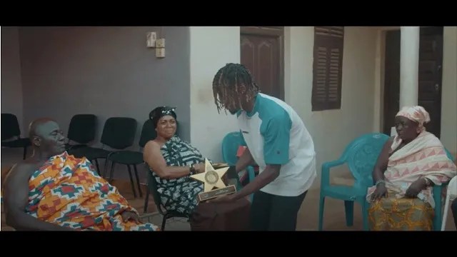 VIDEO: Kofi Mole – Abuakwa